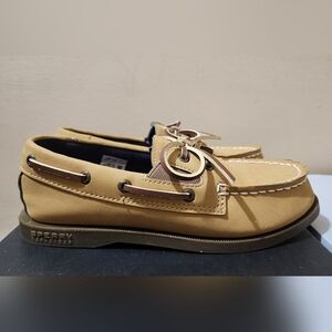 WORN ONCE Kids Sperry shoes Size 1.5 Y Excellent Condition